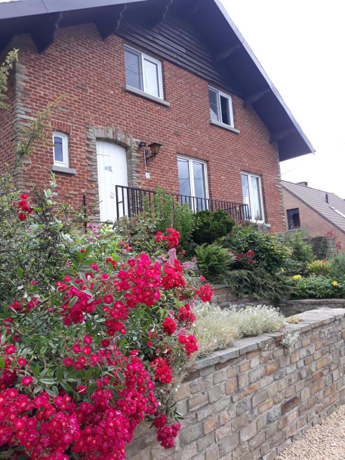 Bed Vue Sur Vallee De La Meuse Namur Bouge Екстериор снимка